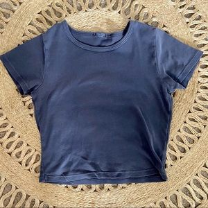 BRANDY MELVILLE CROP TOP